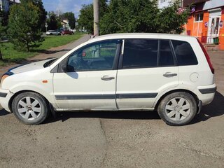 2006 Ford Fusion I Рестайлинг, белый, 270000 рублей, вид 4