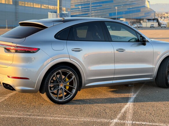 2019 Porsche Cayenne S Coupé III, серый, 8500000 рублей - вид 13