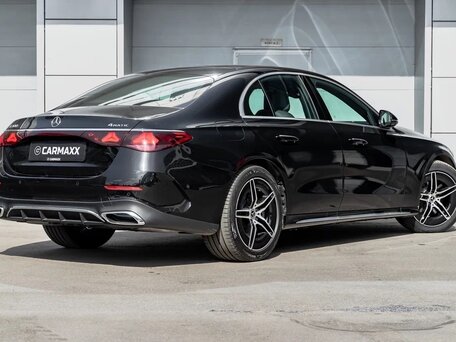 2025 Mercedes-Benz E-Класс 300 VI (W214, S214), чёрный, 8590000 рублей, вид 3