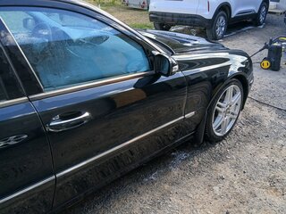 2003 Mercedes-Benz E-Класс 240 III (W211, S211), чёрный, 810000 рублей, вид 2