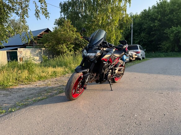 2021 Kawasaki Z 900, чёрный, 600000 рублей - вид 4