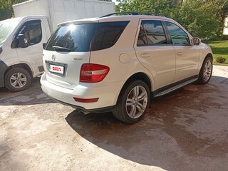 2008 Mercedes-Benz M-Класс 350 II (W164) Рестайлинг, белый, 1050000 рублей, вид 4