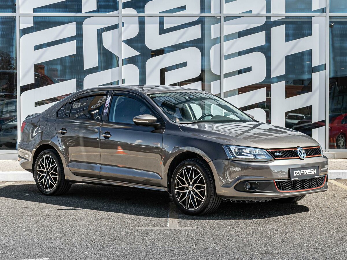 Открыть фотографии: Volkswagen Jetta VI