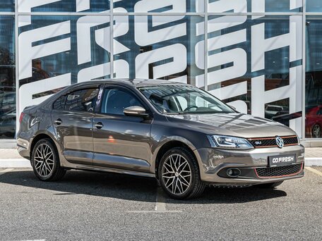 Volkswagen Jetta VI