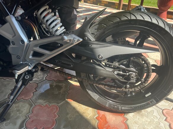 2020 BMW G 310 R, красный, 515000 рублей - вид 2