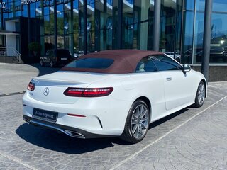 2021 Mercedes-Benz E-Класс 300 V (W213, S213, C238) Рестайлинг, белый, 7499000 рублей, вид 4