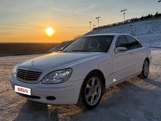 1999 Mercedes-Benz S-Класс 320 IV (W220), белый, 899900 рублей, вид 1