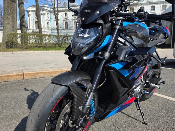 2023 BMW M 1000 R, чёрный, 2390000 рублей - вид 9