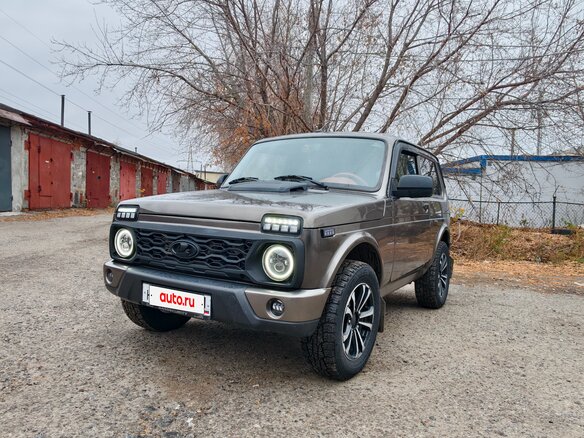 2019 Lada (ВАЗ) 2121 (4x4) Urban I Рестайлинг, коричневый, 885000 рублей