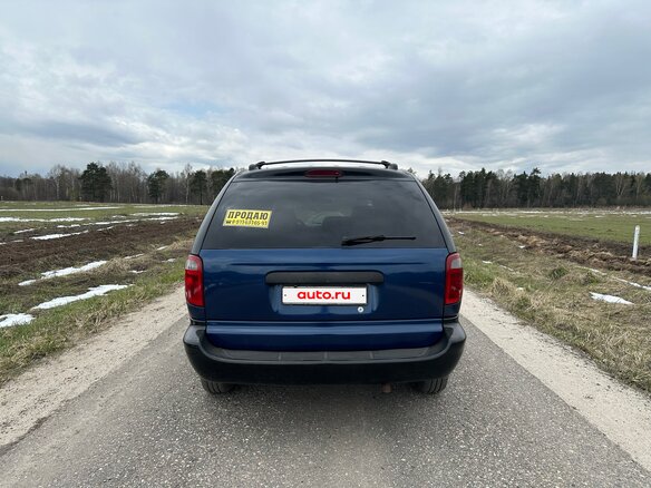 2002 Dodge Caravan 3-speed IV, зелёный, 550000 рублей - вид 4