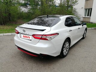 2021 Toyota Camry VIII (XV70), белый, 2300000 рублей, вид 5