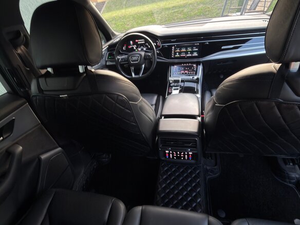 2020 Audi Q7 45 TDI II (4M) Рестайлинг, чёрный, 6490000 рублей - вид 17