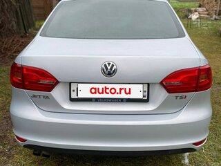 2011 Volkswagen Jetta VI, серебристый, 900000 рублей, вид 4