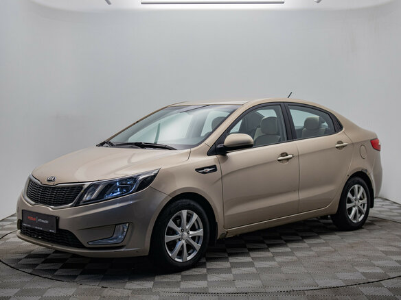 2013 Kia Rio 5-speed III, бежевый
