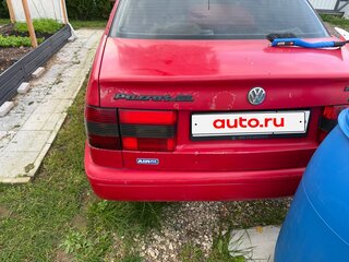 1995 Volkswagen Passat B4, красный, 105000 рублей, вид 3