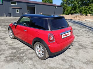 2011 Mini Hatch Cooper II (R56) Рестайлинг, красный, 850000 рублей, вид 4