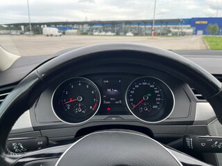 2016 Volkswagen Passat B8, чёрный, 2000000 рублей, вид 5