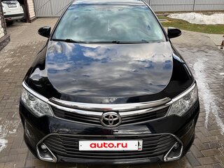 2015 Toyota Camry VII (XV50) Рестайлинг, чёрный, 1700000 рублей, вид 1