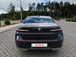 2023 BMW 7 серии 740d xDrive VII (G70), серый, 10500000 рублей, вид 3