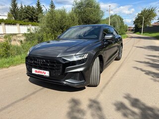 2019 Audi Q8 50 TDI I (4M), серый, 6250000 рублей, вид 1