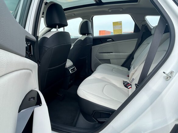 2025 Kia Sportage V, белый, 4134000 рублей - вид 25