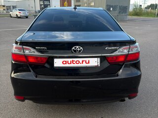 2016 Toyota Camry VII (XV50) Рестайлинг, чёрный, 1600000 рублей, вид 2