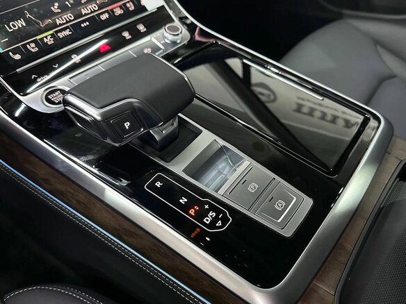 2025 Audi Q7 45 TFSI II (4M) Рестайлинг 2, чёрный - вид 13