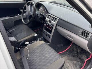 2011 Lada (ВАЗ) Priora I, белый, 350000 рублей, вид 5