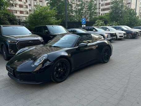 2025 Porsche 911 Targa 4 GTS VIII (992) Рестайлинг, чёрный, 27950000 рублей, вид 2