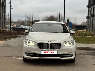 2011 BMW 5 серии Gran Turismo 530d xDrive VI (F10/F11/F07), белый, 1990000 рублей, вид 2