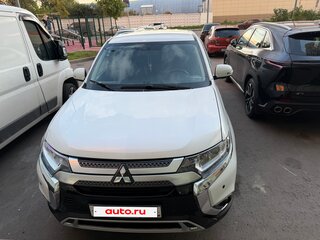 2015 Mitsubishi Outlander III Рестайлинг 2, белый, 1250000 рублей, вид 3