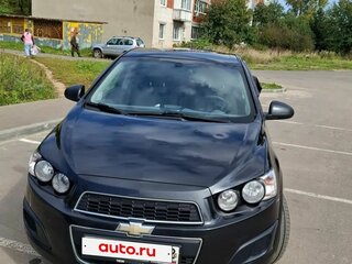 2014 Chevrolet Aveo II, чёрный, 600000 рублей, вид 2