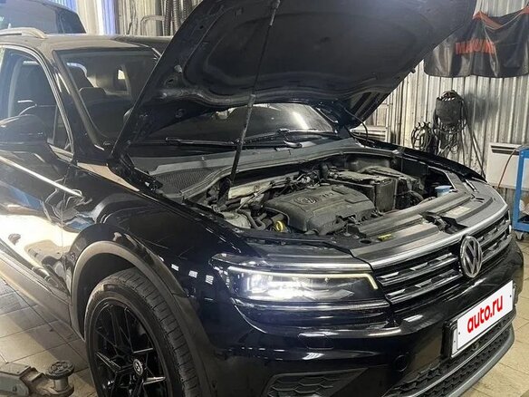2017 Volkswagen Tiguan II, чёрный, 3440000 рублей - вид 18