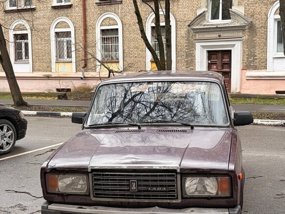 2005 Lada (ВАЗ) 2107, пурпурный, 90000 рублей