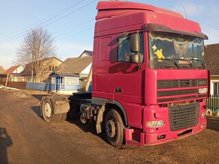 2000 DAF XF 95, красный, 1500000 рублей, вид 1