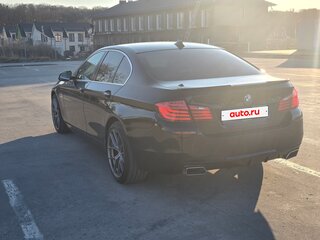 2013 BMW 5 серии 520d VI (F10/F11/F07) Рестайлинг, чёрный, 2065000 рублей, вид 5