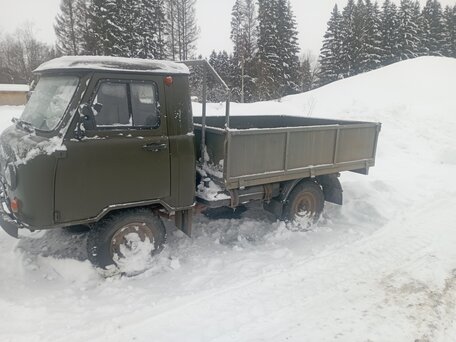 1981 УАЗ 3303, зелёный, 420000 рублей, вид 1