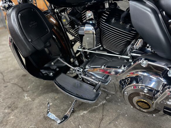 2013 Harley-Davidson Electra Glide, коричневый, 1120000 рублей - вид 17