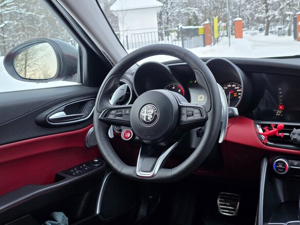 2017 Alfa Romeo Giulia II (952), красный, 3000000 рублей - вид 16