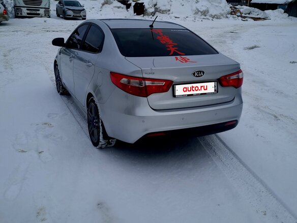 2013 Kia Rio 4-speed III, серый, 650000 рублей - вид 25
