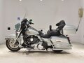 2011 Harley-Davidson Electra Glide, серебристый, 785000 рублей