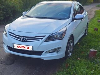 2015 Hyundai Solaris I Рестайлинг, белый, 720000 рублей, вид 2