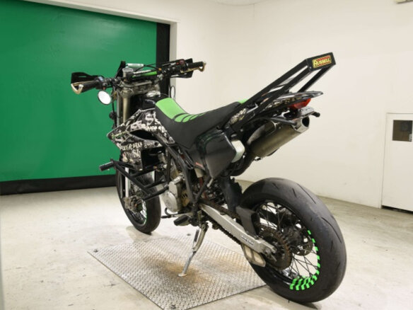 2002 Kawasaki D-tracker 250, чёрный - вид 5