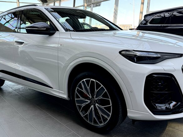 2026 Audi Q5 L III (GU), белый - вид 7