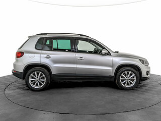 2016 Volkswagen Tiguan I Рестайлинг, серебристый, 1185000 рублей, вид 4