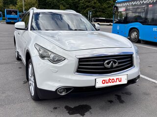 2012 Infiniti FX30d II (S51) Рестайлинг, белый, 1350000 рублей, вид 4