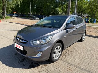 2012 Hyundai Solaris I, серый, 760000 рублей, вид 2