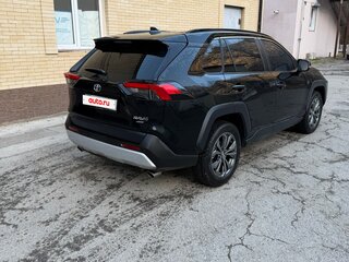 2024 Toyota RAV4 V (XA50), чёрный, 3550000 рублей, вид 3