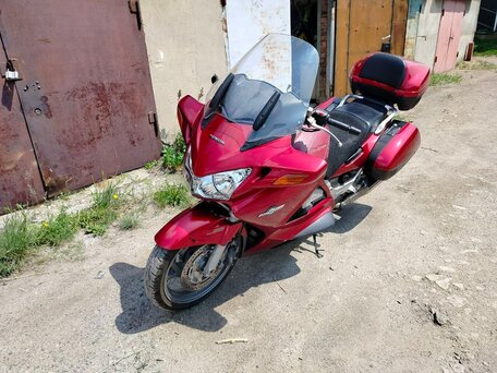2009 Honda ST 1300, красный, 850000 рублей, вид 2
