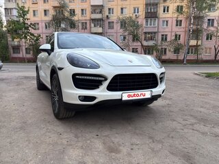 2011 Porsche Cayenne II (958), белый, 2550000 рублей, вид 4